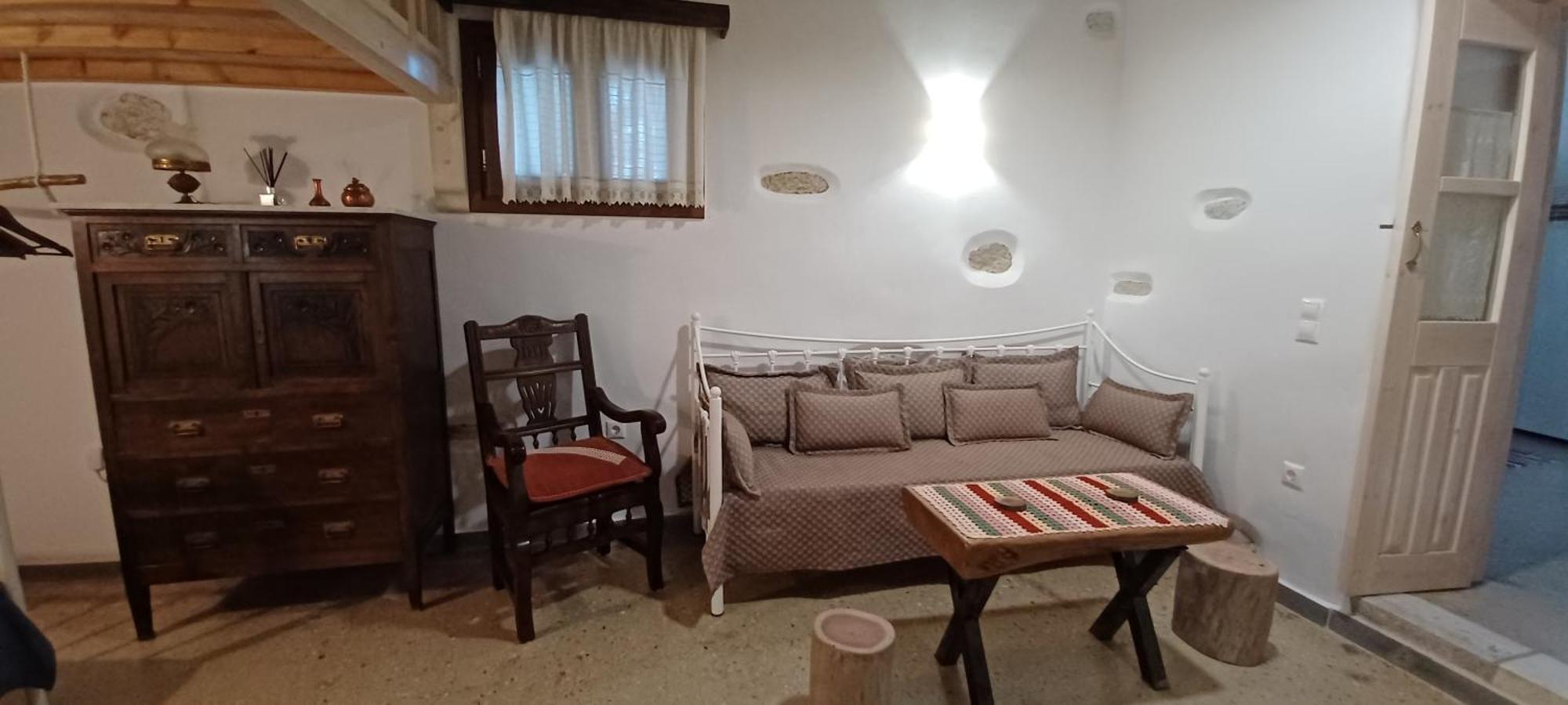 Imellos Aperathos Экстерьер фото